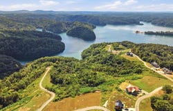 26 Blue Gill Ln, Hilham, TN 38568