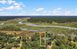 1356 Fiddler Trace NE, Townsend, GA 31331