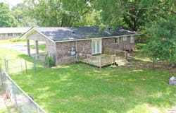 142 Shamrock Drive, Laurel, MS 39443