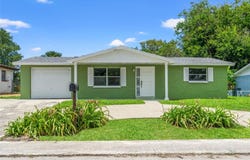 10039 OLD HICKORY LANE, PORT RICHEY, FL 34668