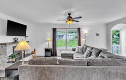 20 GOLFVIEW DRIVE, QUAKERTOWN, PA 18951