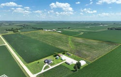 295th, Manchester, IA 52057