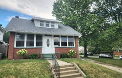 13 Detroit Avenue, Troy, NY 12180