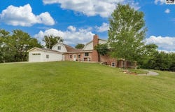 4106 N Shelburne Dr, Hutchinson, KS 67502