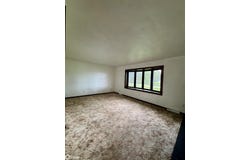 13186 Cedar Hills Drive, Burlington, IA 52601