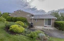 11 Crestwood Drive, Cecil, PA 15321