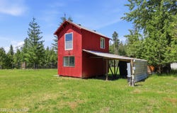 775 Three Bears Rd, Priest River, ID 83856