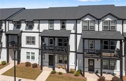 823 Mackay Creek, Woodstock, GA 30188