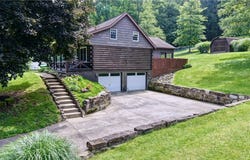 6911 Wardell Hollow Road SE, Uhrichsville, OH 44683