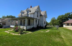 306 E 6th St, Atlantic, IA 50022