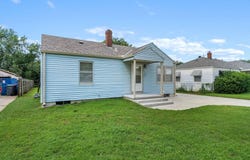 2009 S Lulu, Wichita, KS 67211