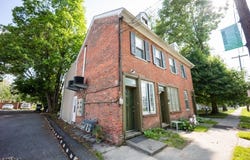 332 Water St, Belvidere Twp., NJ 07823-1219