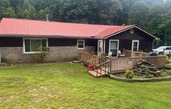 672 Birch Branch, Salyersville, KY 41465