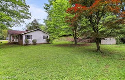 107 Underwood Rd., Oak Ridge, TN 37830