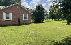 1016 Windy City Road, Humboldt, TN 38343