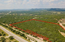 14619 S State Highway 16, Pipe Creek, TX 78063