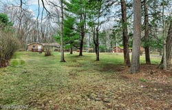 23 Leggett Road, Ghent, NY 12075