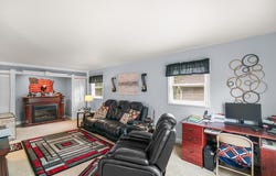 5675 S Liverpool Road, Hobart, IN 46342