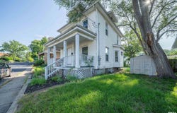 2714 N PROSPECT Road, Peoria, IL 61603