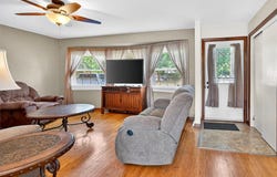 11 Authors Avenue, Henrietta, NY 14467