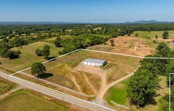 333 216 Highway, Houston, AR 72070