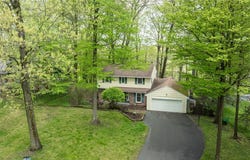 40 Clarkes Crossing, Perinton, NY 14450