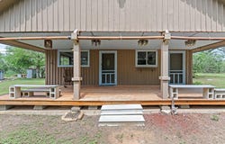 130 Anderson LN, Red Rock, TX 78662
