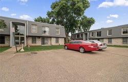 814 9th Avenue S, Hopkins, MN 55343