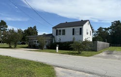 2100 S Lakeview Drive, Newport, NC 28570