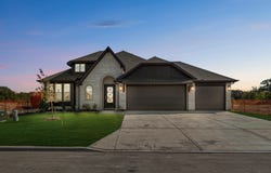 301 Saddlewood Trail, Commerce, TX 75428