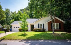 165 Spring Lake, Athens, GA 30605