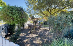1923 Grismer Avenue, Burbank, CA 91504