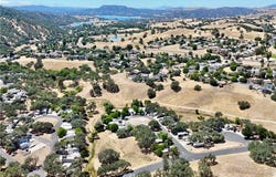 2148 Yellow Feather Circle, Paso Robles, CA 93446