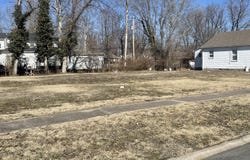 1221 E JACKSON Street, Mexico, MO 65265