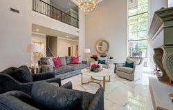 6206 Waterford Boulevard, Oklahoma City, OK 73118