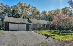 92 Norlen Park, Bridgewater, MA 02324
