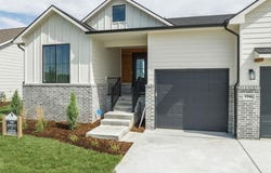 1246 W Ravendale Ln, Goddard, KS 67052