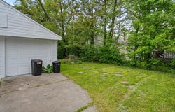 18914 Elkhart, Harper Woods, MI 48225