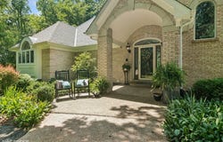 4 Burning Oak Trail, Barrington, IL 60010