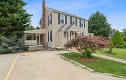 19 Frick Ave, Mt Pleasant Boro, PA 15666