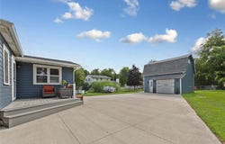700 9th Avenue SW, Faribault, MN 55021