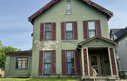 621 E Main Street, Muncie, IN 47305