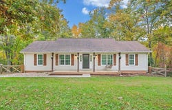 104 Tree Swallow Dr, Vinton, VA 24179
