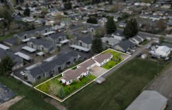4445 BLUEBERRY LN, Salem, OR 97305