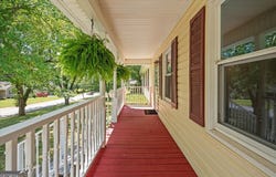 40 W Triple Tree, Carrollton, GA 30117