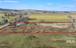 9350 Dewey Rd, Emmett, ID 83617