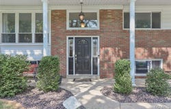 10637 Roxanna Drive, St Louis, MO 63128