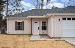 96 Beech Rd, Hazlehurst, GA 31539