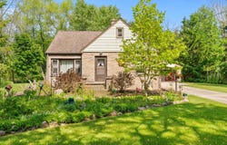 3615 S 15th St, Manitowoc, WI 54220