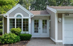 569 Appletree Drive, Holland, MI 49423